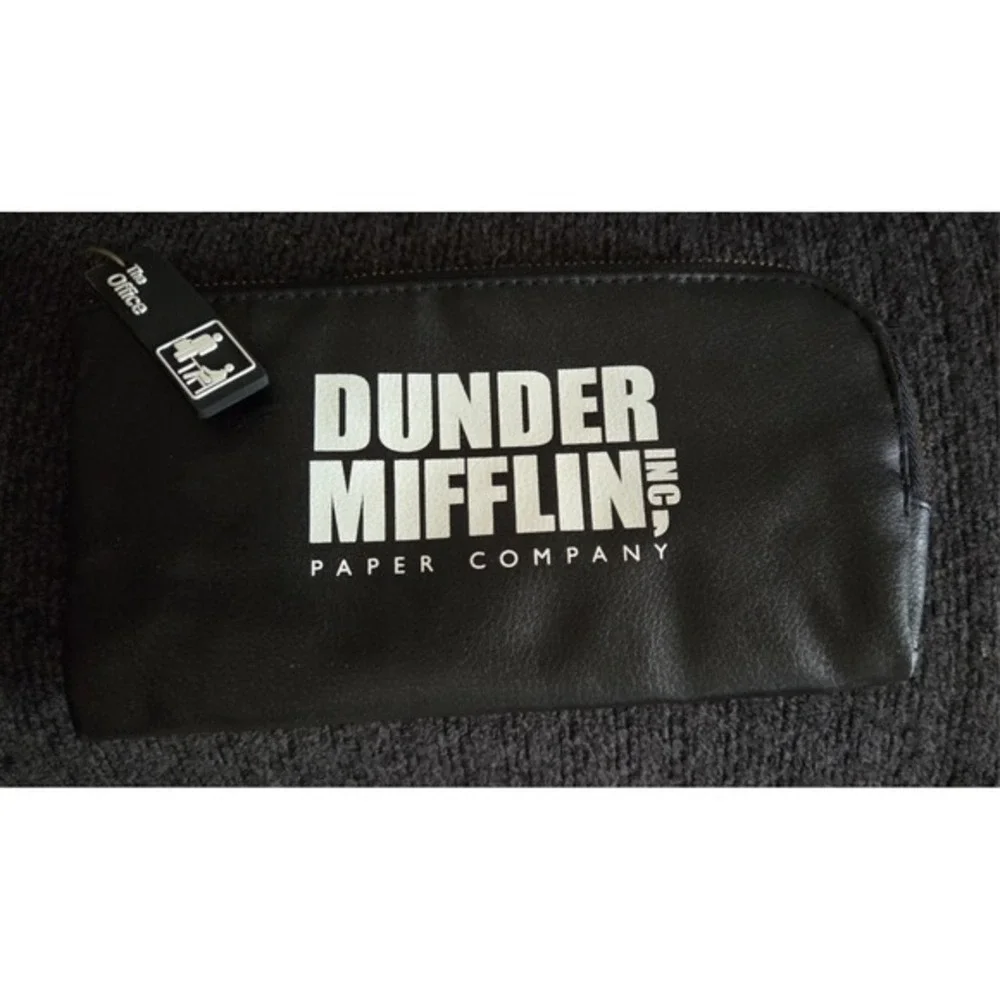 BOXLUNCH The Office‎ Dunder Mifflin Logo Pencil Bag, Out Of Stock Online. NWOT